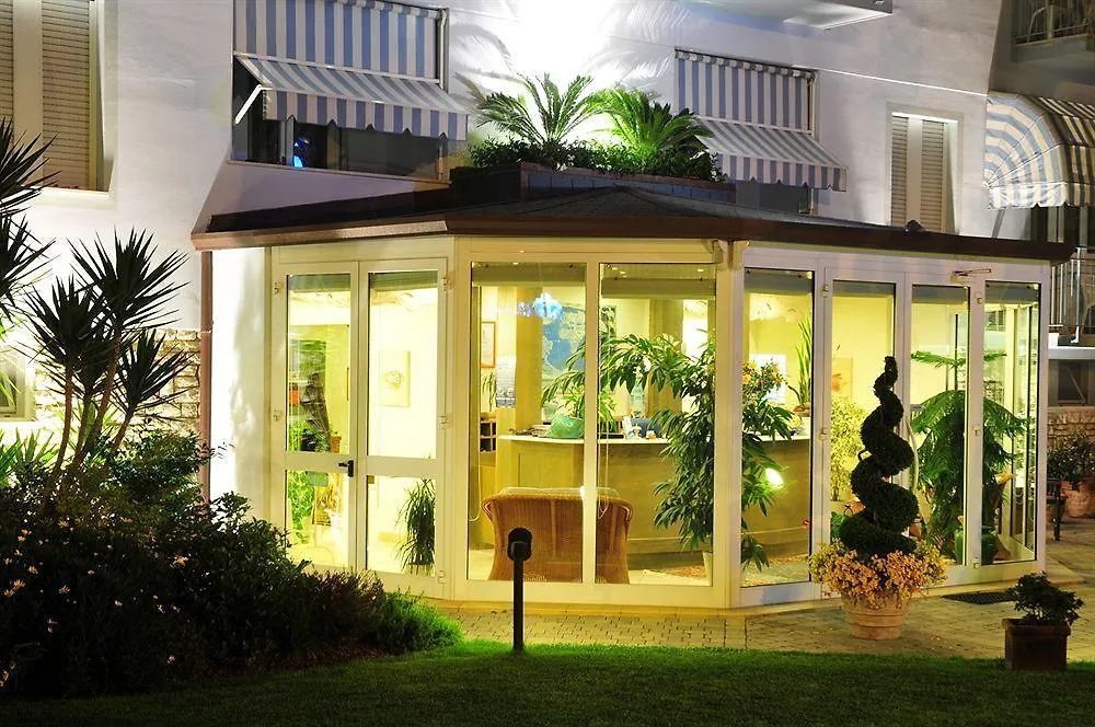 Hotel Riviera Blu Tirrenia
